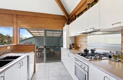 Patonga Casa | Villa Pandanus by HolidayCo.