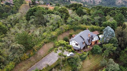 Campos do Jordao Cama Y Desayuno | Villa Panorama