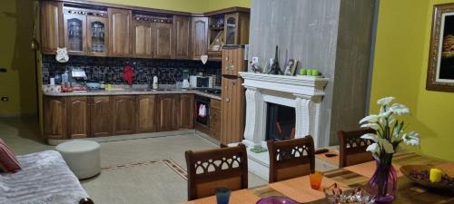 Ishem Casa | Villa Panorama Ishem