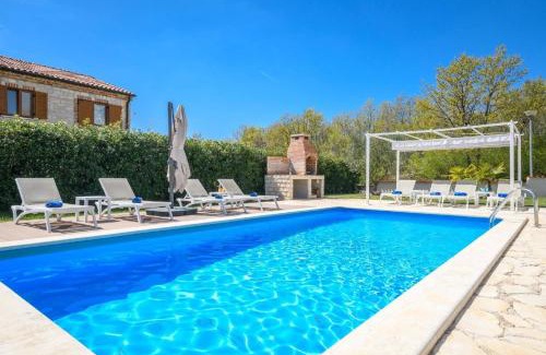 Butkovici Casa | Villa Paradis