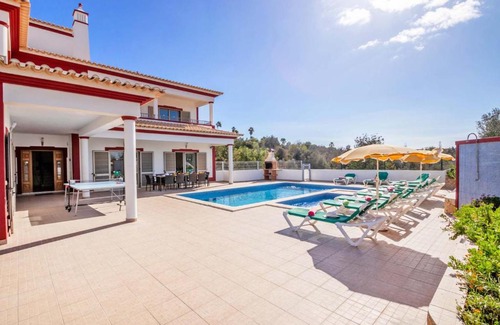 Guia Villa | Villa Paradise