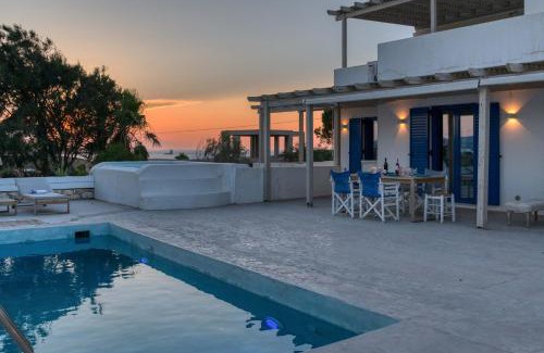 Nea Cryssi Akti Apartamento | villa paradisia private swimming pool and jacuzzi