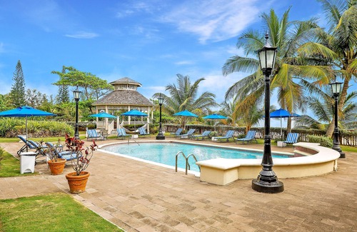 Mammee Bay Estates Villa | Villa de lujo frente a la playa con 5 empleados y entrenador privado y conductor