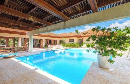 Casa de Campo Villa | Villa Paradiso, unique gem.