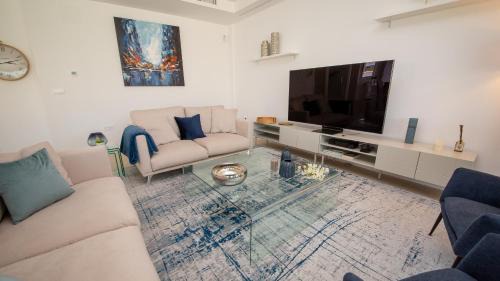 Castillo de Sabinillas Villa | Villa Paraiso, 15