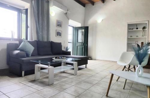 Peroulion Casa | Villa Parselina