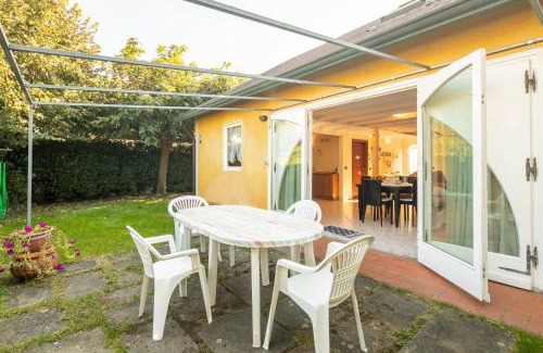 Marina di Massa Villa | Villa Patrice by MMega