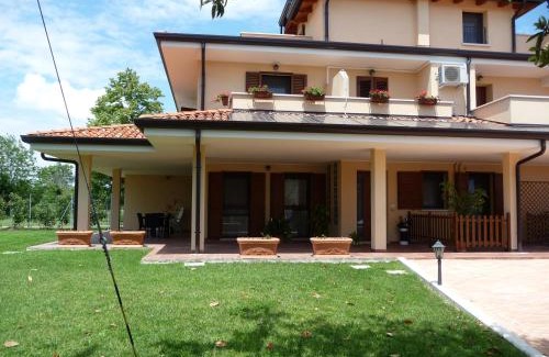 San Canzian d'Isonzo Cama Y Desayuno | Villa Patrizia
