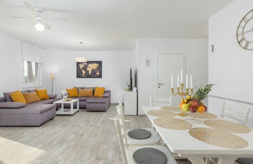 Radini Apartamento | Apartamento ∙ 3 habitaciones ∙ 7 personas