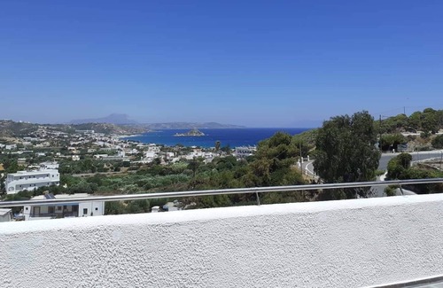 Kefalos Villa | Villa-ático con impresionantes vistas del golfo de Kamari.