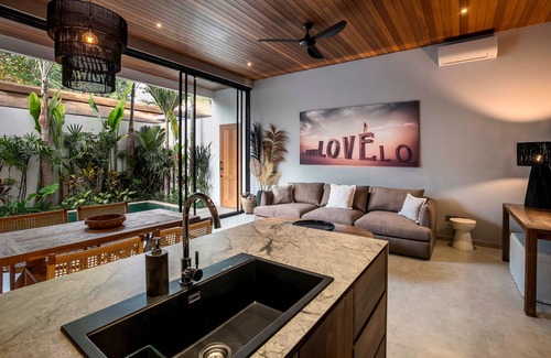 Tanjungbenoa Villa | Villa Pereh by Alfred in Bali - Pererenan Paradise 2BD Luxury Townhouse w Pool