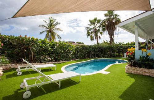 Piscadera Casa | Villa Perla Blou