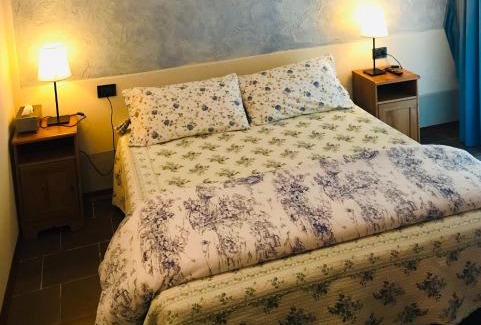 Monzambano Cama Y Desayuno | Villa Pille