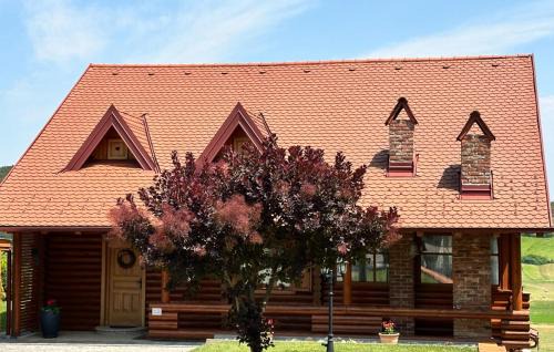Veliko Trgovisce Villa | Villa Pine Log by Villas Guide