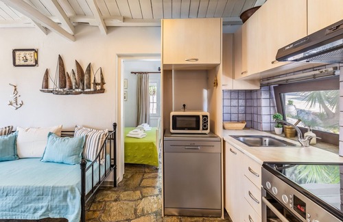 Alikias Villa | Bienvenido a 'Pine Trees', ¡para la sensación pura del verano griego!