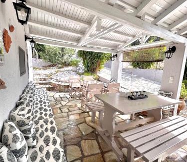Alikias Villa | Villa Pine Trees by Kardous