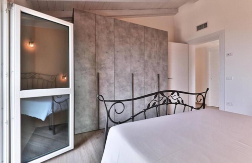 Gardola Villa | Villa "Pineta" with Lake View, Private Pool & Wi-Fi