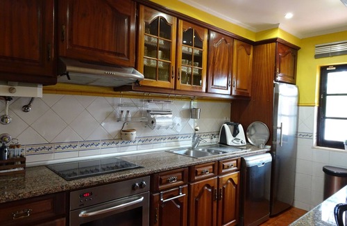 Vila Nogueira de Azeitao Villa | Alquiler de habitaciones / Piso Compartido - Alquiler de habitaciones / Piso Compartido