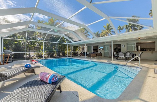 Caloosahatchee Casa | Villa Pipers Paradise - Cape Coral - Roelens Vacations