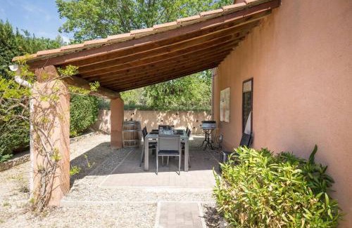 Saint-Saturnin-les-Apt Villa | Villa piscine Lou Pitchoun