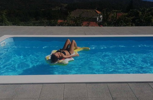 Gata Apartamento | Villa Pocelje una hermosa vista de la naturaleza y el mar.