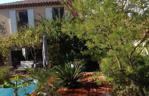 Montredon Casa | VILLA POINTE ROUGE PASTRE
