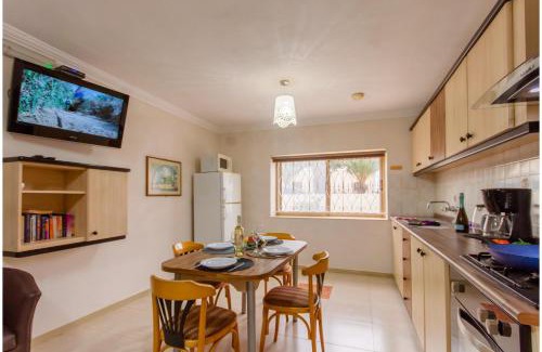 Santa Maria Estate Apartamento | Villa & Pool Apartments in Mellieha Bay