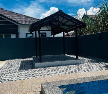 Kepala Batas Casa | Villa Pool Kepala Batas
