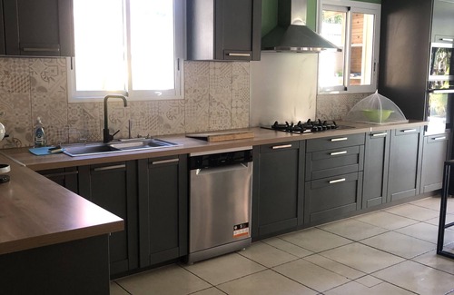Saint-Pierre De La Reunion Villa | STUDIO, F2, F3, EN CASA Y CARLO MARYLOU