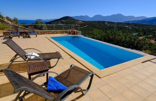 Vathi Villa | Villa Poppy