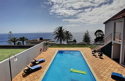 Machico Casa | Villa Prainha by LovelyStay