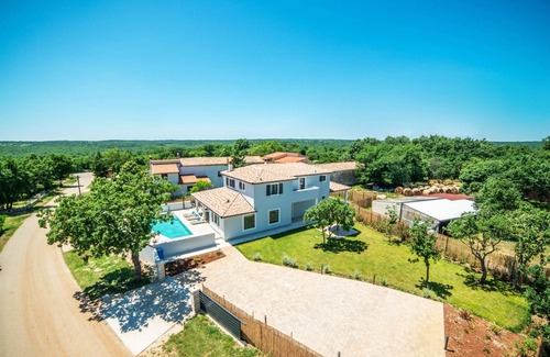 Prodol Villa | Villa Prodol by Villa Plus