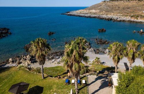 Atsipópoulon Villa | Villa Proto Helidoni - A cozy beachfront Villa