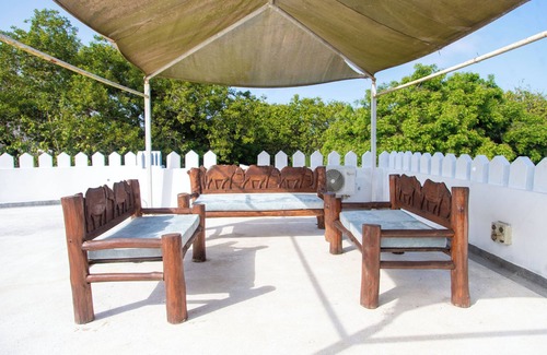 Diani Beach Villa | Villa Pundamilia, Private Pool, Free Wifi, Secure
