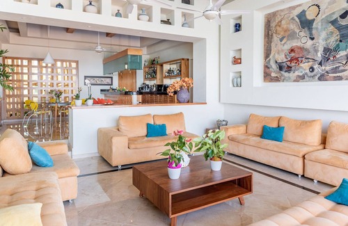 Puerto Juárez Villa | Villa Sam - 6 BR Beachfront Villa, Cancun