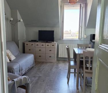 Ault Apartamento | Villa Réséda appartement, Ault 50 m de la mer