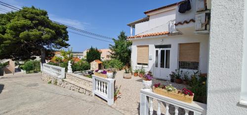 Barbat na Rabu Cama Y Desayuno | Villa Rab Robert