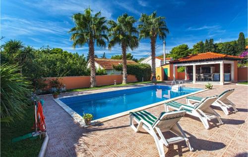Sumartin Casa | Villa Rasotica