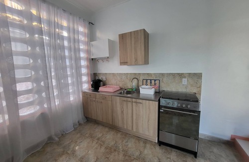 Marie Pampoen Apartamento | Villa Raven`s Paradise (Rosado)