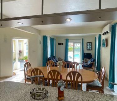 Flic-en-Flac Villa | Villa Ray Manta 3-Bedroom 5mins Walk to Beach - LB1