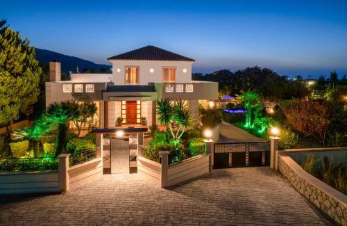 Kremasti Villa | Villa Rea Luxury 5 bdrs with swimming pool