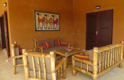 Nianing Cama Y Desayuno | Villa Rebecca