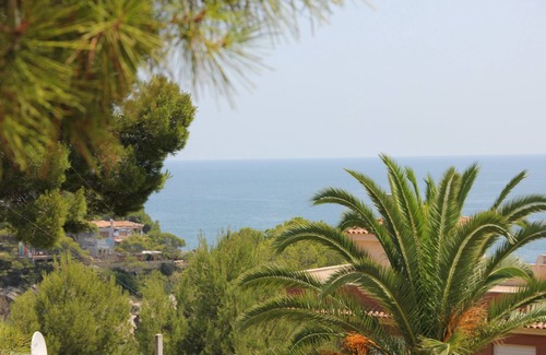 Cap de Salou Villa | Villa en Salou, 100m. playa, piscina privada, aire acondicionado , wifi.
