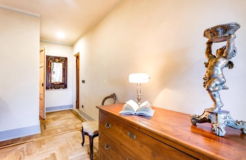 Santo Stefano di Magra Villa | Villa 'Relais Ponzano' cerca de Cinque Terre con vistas al mar y la montaña, piscina infinita, Wi-Fi