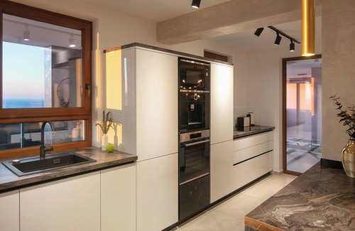 Vir Casa | Villa Resort Malibu Imperial (64131-K1) - Vir - island Vir