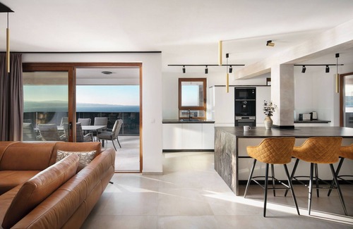 Vir Casa | Villa Resort Malibu Imperial (64131-K1) - Vir - island Vir