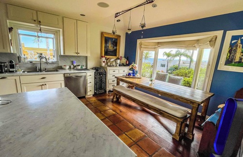 South Laguna Casa | Villa Rey Charming 2-bedroom house w pool, tropical garden and views