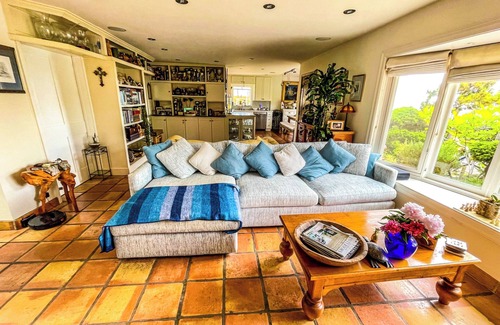 South Laguna Casa | Villa Rey Charming 2-bedroom house w pool, tropical garden and views