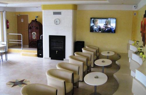 Divin Casa | Villa Reyna