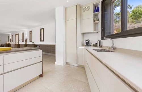 Trans-en-Provence Casa | Villa 'Rez De Valeriane' con jardín compartido y Wi-Fi